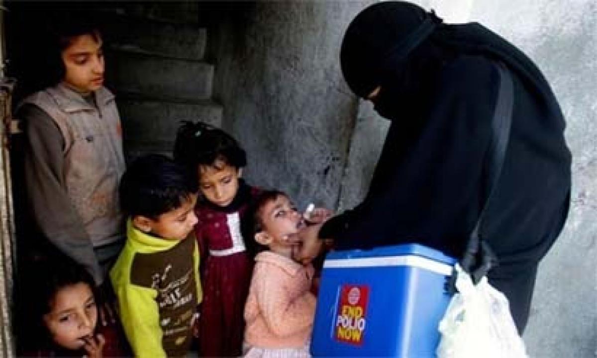 Bomb explodes at Polio centre in Quetta kills 15